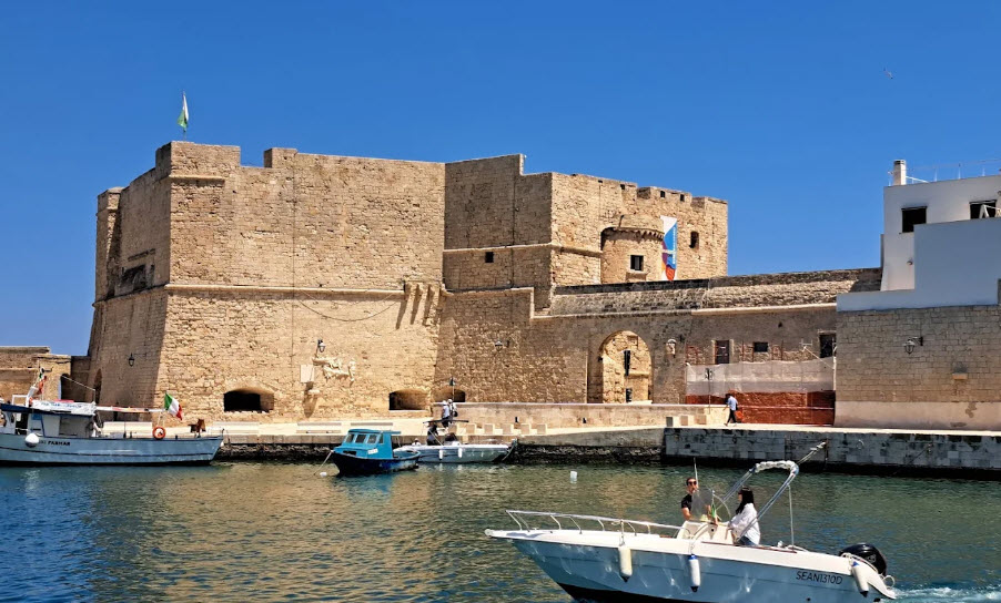 Castello Carlo V, Italy
